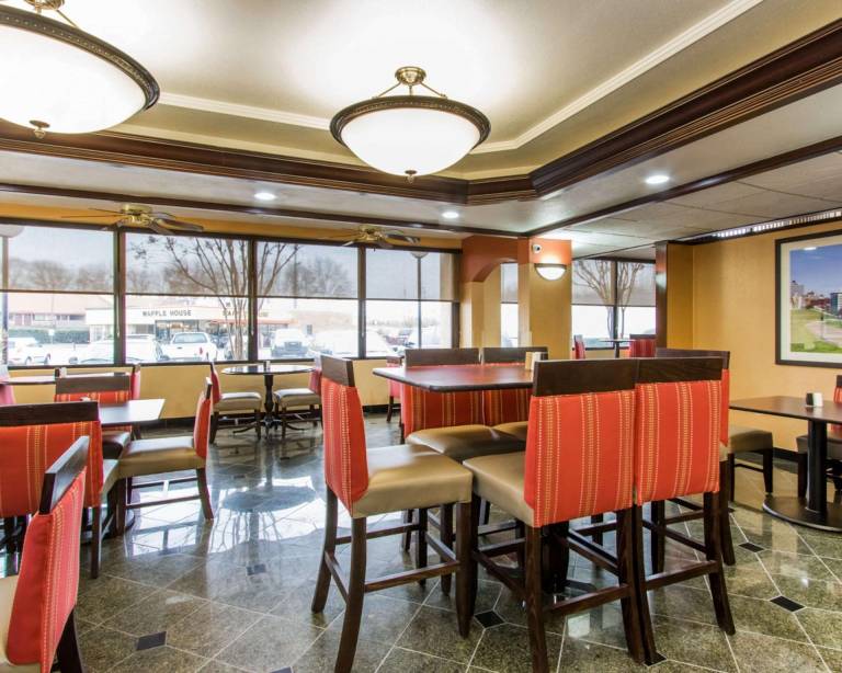 AmericInn by Wyndham Memphis East — photo 4