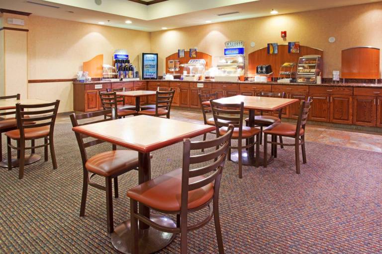 Holiday Inn Express Hotel & Suites Tooele By IHG — photo 4
