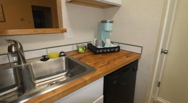 Charming house with hot tub | Pet-friendly — photo 5