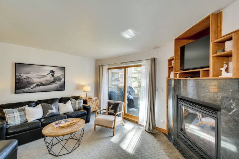 Apartment Avon