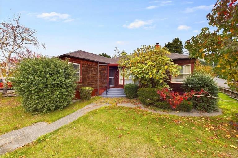 House  Arcata
