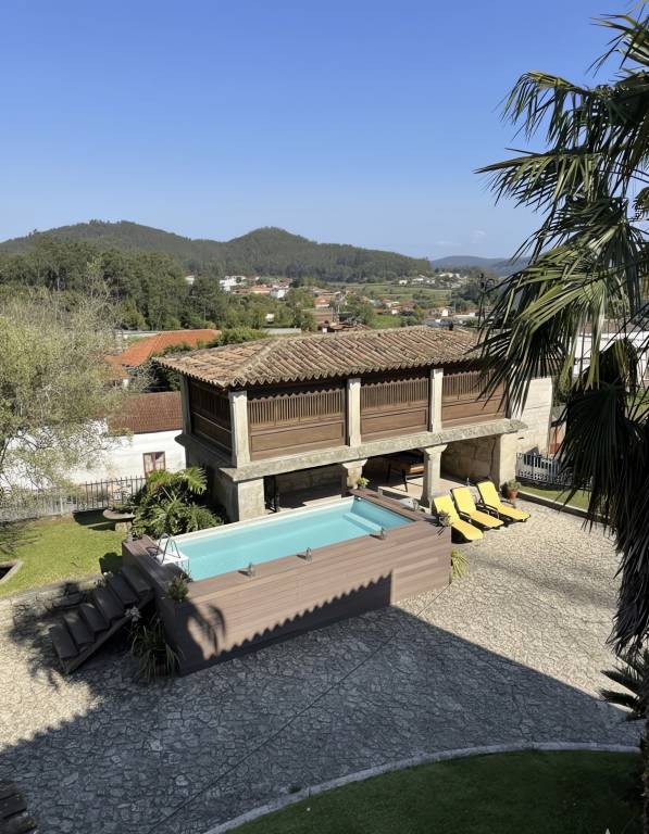 Vacation home with private pool, BBQ & terrace | Garden view — photo 4