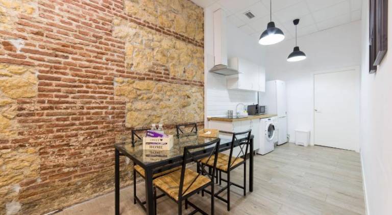 Apartment | Next to Calleja de las Flores — photo 4