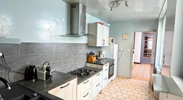 House with 5 rooms for 10 persons — photo 4