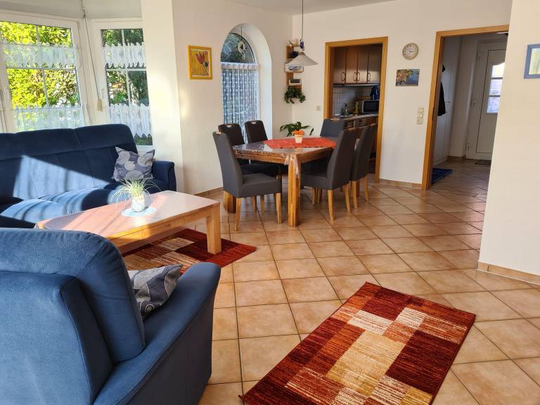 Fully equipped vacation home with yard, terrace & BBQ | Pet-friendly — photo 2