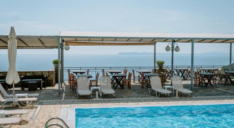 Arilla Beach Hotel — photo 4
