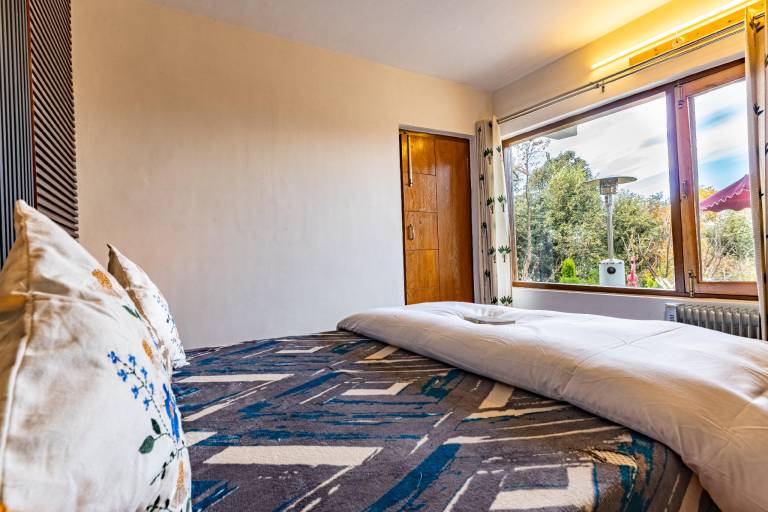Oliver's Nest - 4BHK Boutique Villa by Homeyhuts in Almora