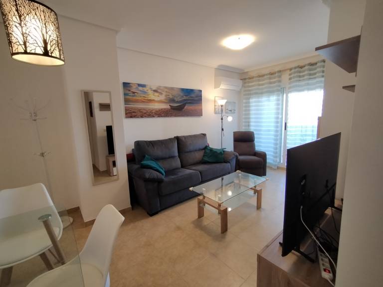 Holiday apartment with pool & patio — photo 4