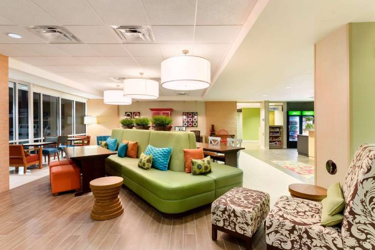 Home2 Suites by Hilton Omaha/West — photo 2