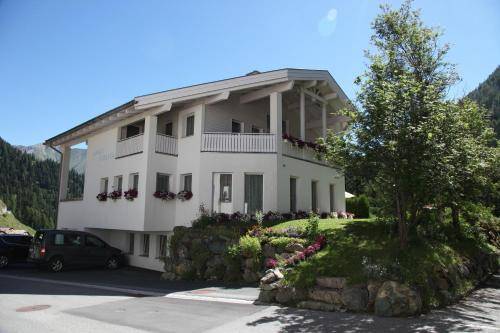 Apartment  Compatsch