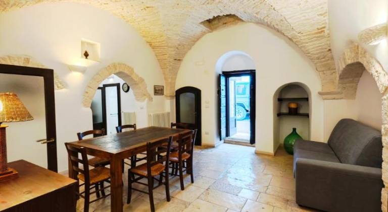Apartment with 2 rooms for 6 persons — photo 3