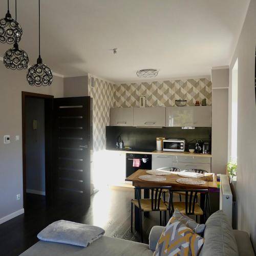 Apartment with patio — photo 4