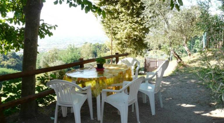 House with terrace, barbecue & yard — photo 2