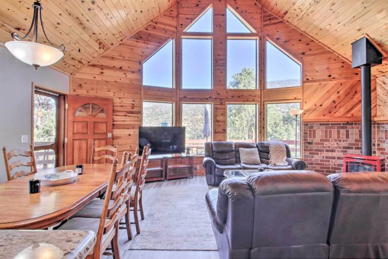 Cabin Pine Mountain Club