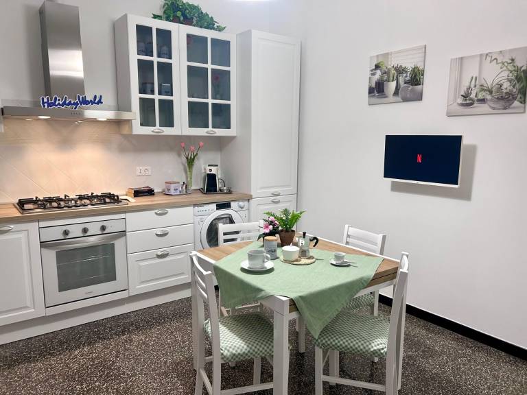 Rental apartment with 1 room for 4 persons in Genoa