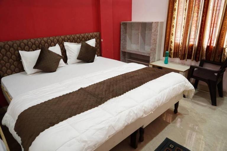 Shree Puram Guest House