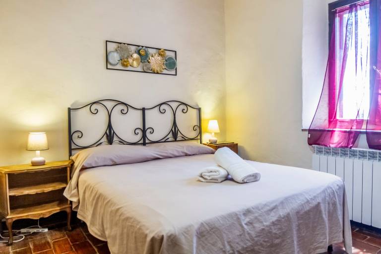 Dedicated room with garden | Garden view in Gavorrano