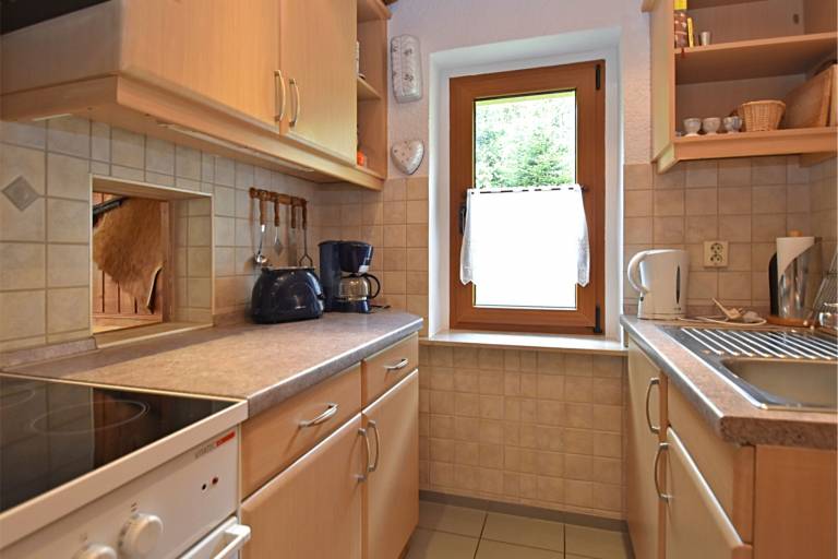 House with yard, grill & patio | Mountain view | Pets allowed — photo 2