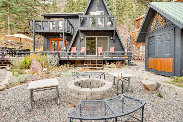 The Switzerland of America Downtown Ouray Cabin! — photo 3