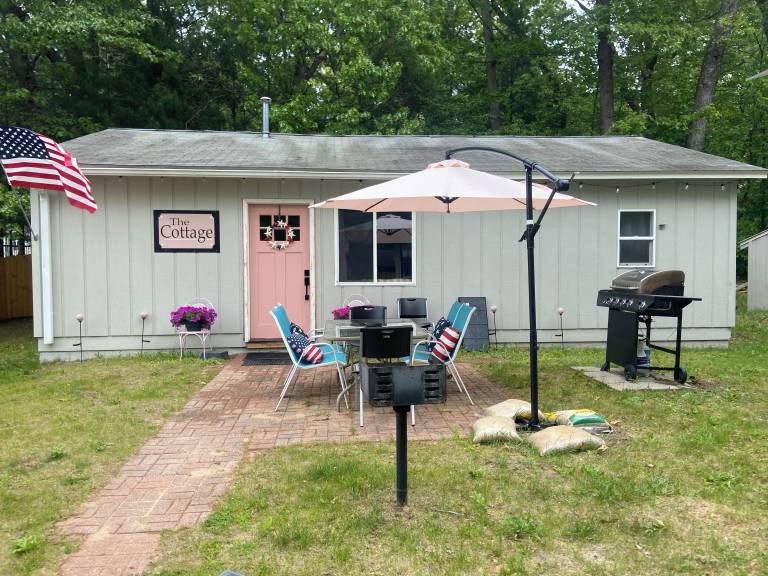 Cabin  Custer