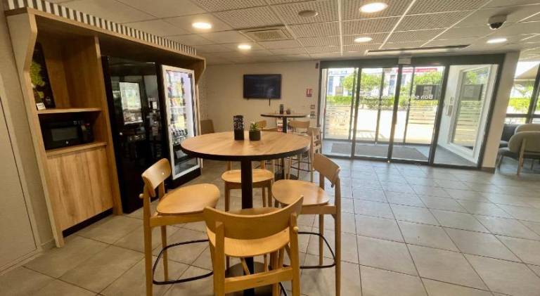B&B Lyon Aéroport Saint-Quentin-Fallavier — photo 4