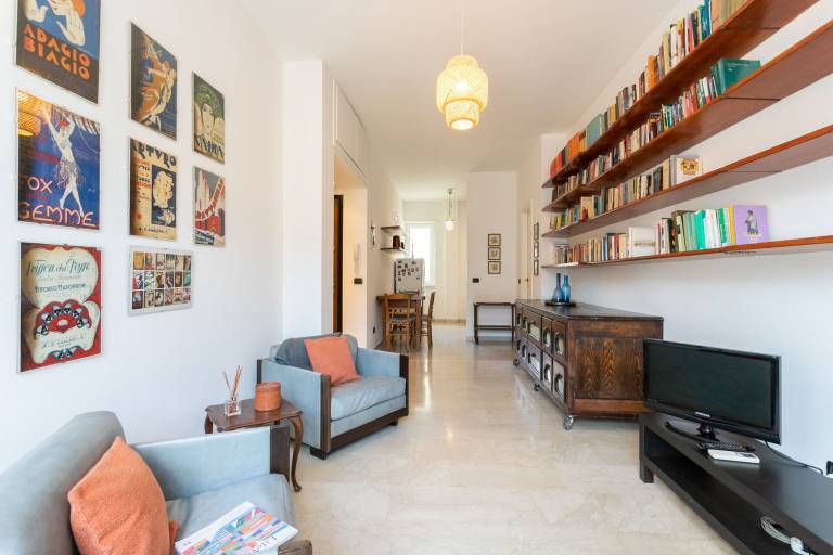 Apartment with terrace | Near Milano Centrale railway station | Panoramic view | Dogs allowed — photo 3
