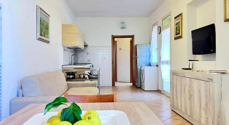 Rental apartment with 2 rooms for 7 persons — photo 2