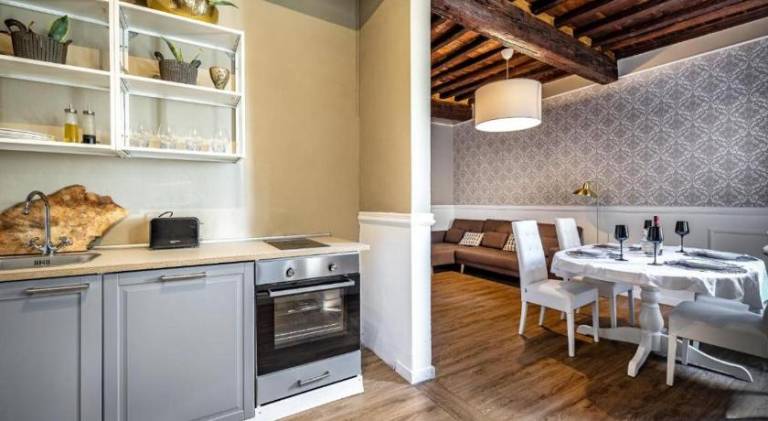 Holiday apartment with jacuzzi | Near Florence Cathedral | Good for workation | Pet-friendly — photo 4
