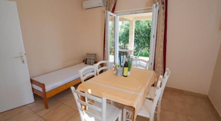 Apartments Ostrea - Caska — photo 3