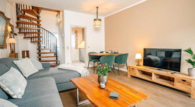 Wonderful apartment with patio, yard & sauna | Pets are welcome — photo 2