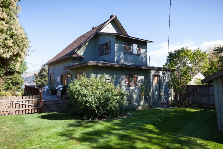 House  White Salmon