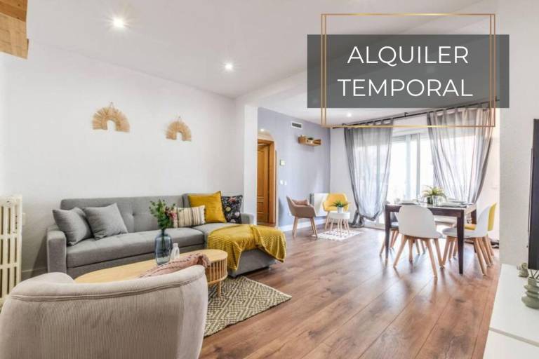 Holiday apartment with terrace in Madrid