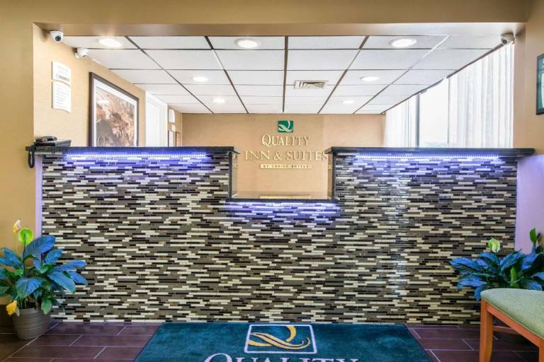 Quality Inn & Suites Horse Cave - Cave City — photo 4