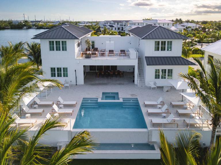 Child-friendly beautiful house with grill, fast internet & yard | Dogs allowed in Key West, FL