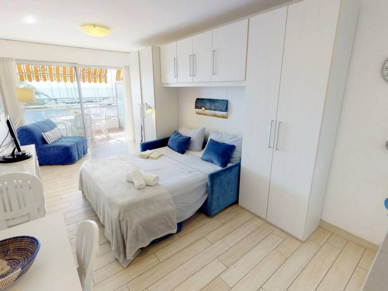Studio with 1 room for 3 persons — photo 4