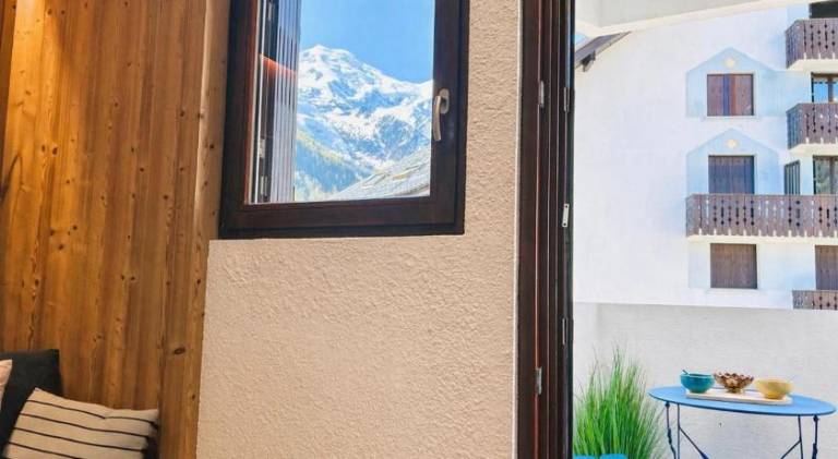 Fully equipped apartment | Suitable for remote work | Pets allowed in Chamonix-Mont-Blanc