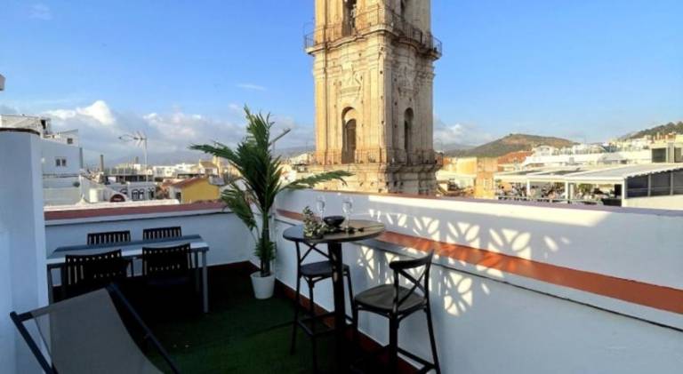 Rental apartment with terrace | Near Alcazaba of Málaga | Dogs allowed in Málaga