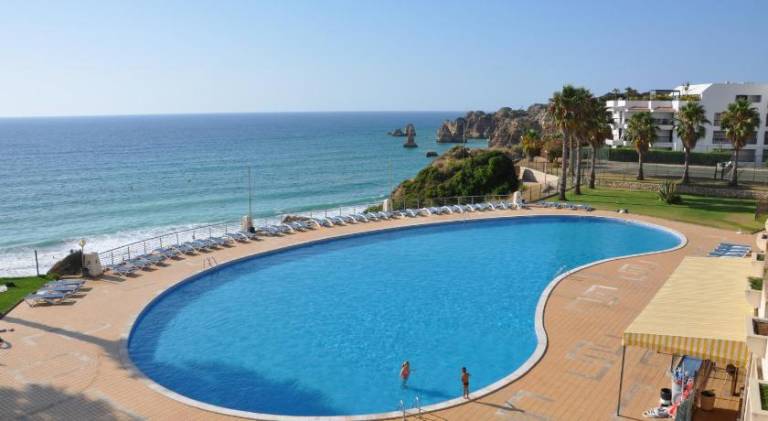 Casa da Buganvilia - Iberlagos com vista de mar e acesso a praia — photo 3