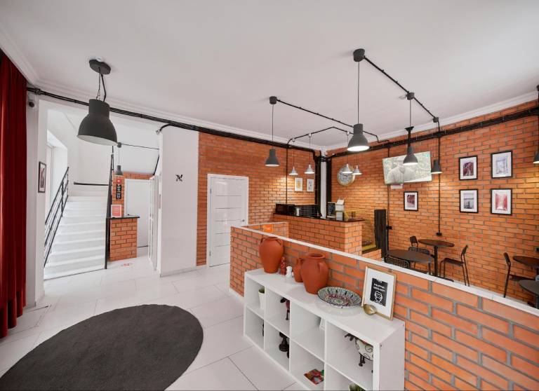 HANNAH INN budget hotel