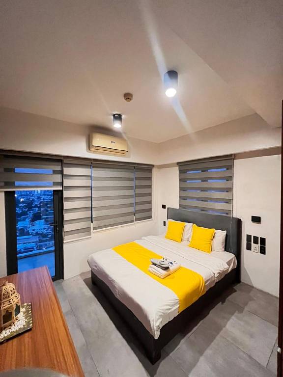 Rental apartment with pool | Pet-friendly in Quezon City