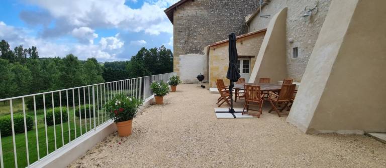 Country House “Château De La Beauze Annex” with Private Pool, Terrace, and Wi-Fi — photo 3
