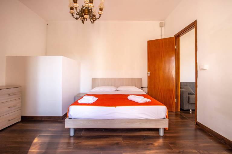 Holiday apartment with garden & fast internet | Mountain view | Perfect for remote work | Dogs allowed — photo 4