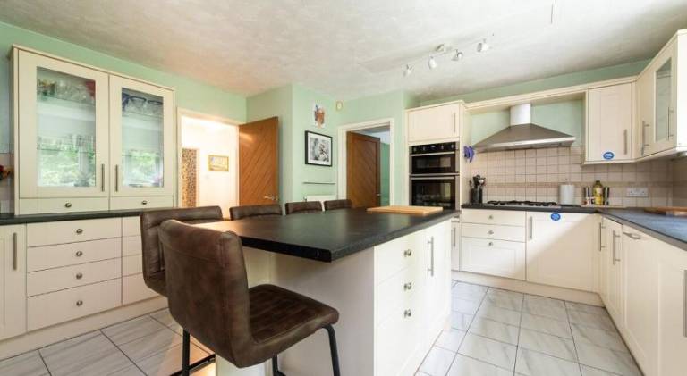 Vacation home with 5 rooms for 9 persons — photo 3