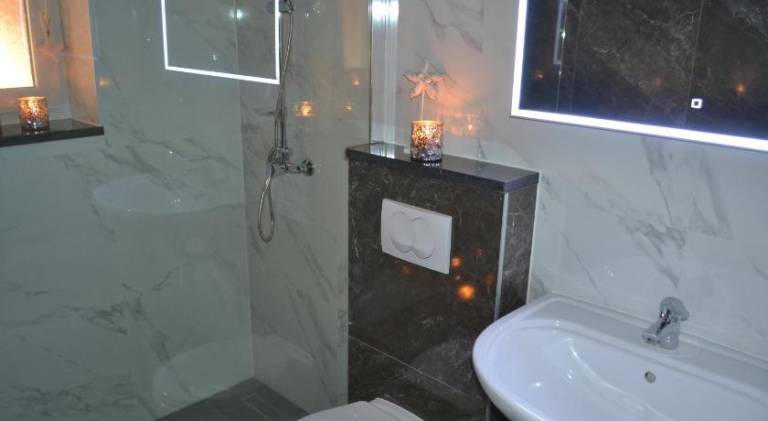 Nice holiday apartment with patio, yard & barbeque | Close to the beach | Pets are welcome — photo 2