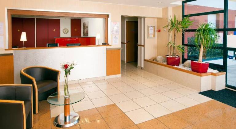 Sejours and Affaires Geneve Saint Genis — photo 3