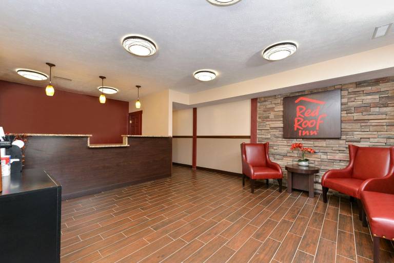 Red Roof Inn Marietta — photo 4