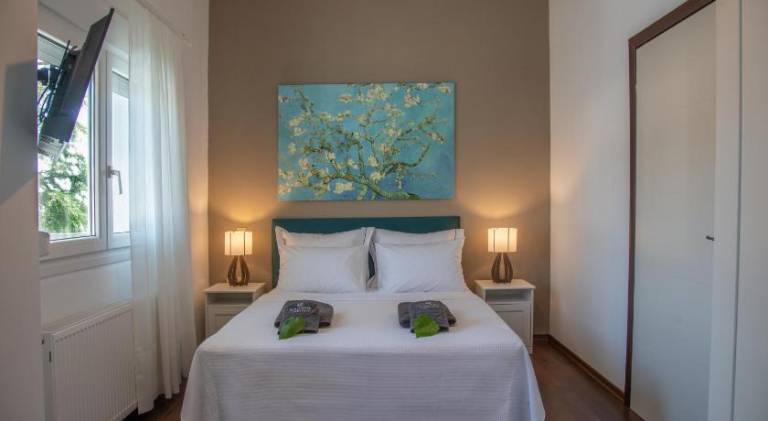 Fully equipped villa with grill, patio & yard | Close to the beach | Suitable for remote work | Pet-friendly — photo 2