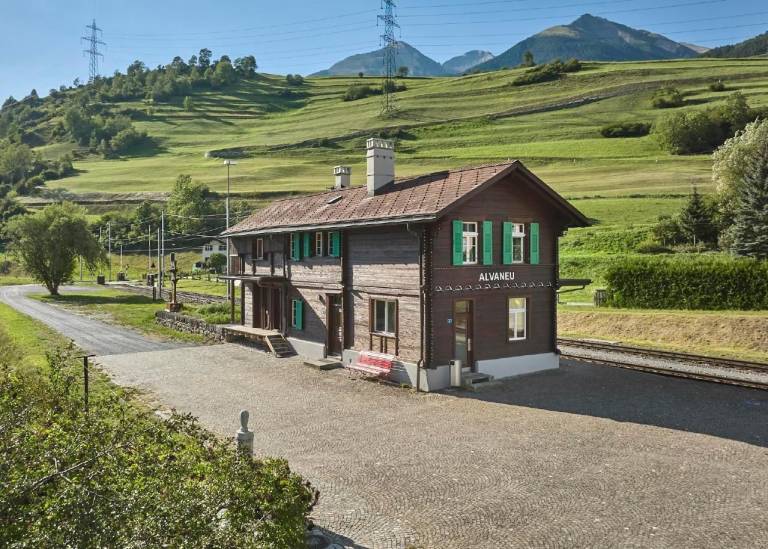 Ferienwohnung in Alvaneu, Schmitten für max. 5 Gäste Ferienwohnung in Alvaneu, Schmitten für max. 5 Gäste