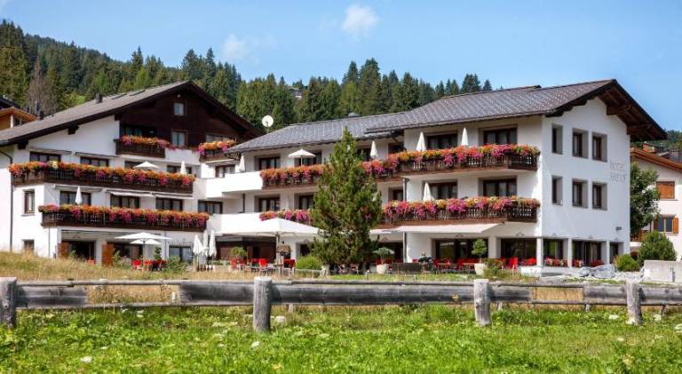Hotel Seehof direkt am Heidsee in Arosa