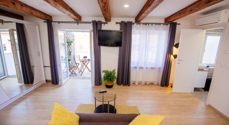 Holiday apartment | Next to Ban Jelačić Square — photo 2